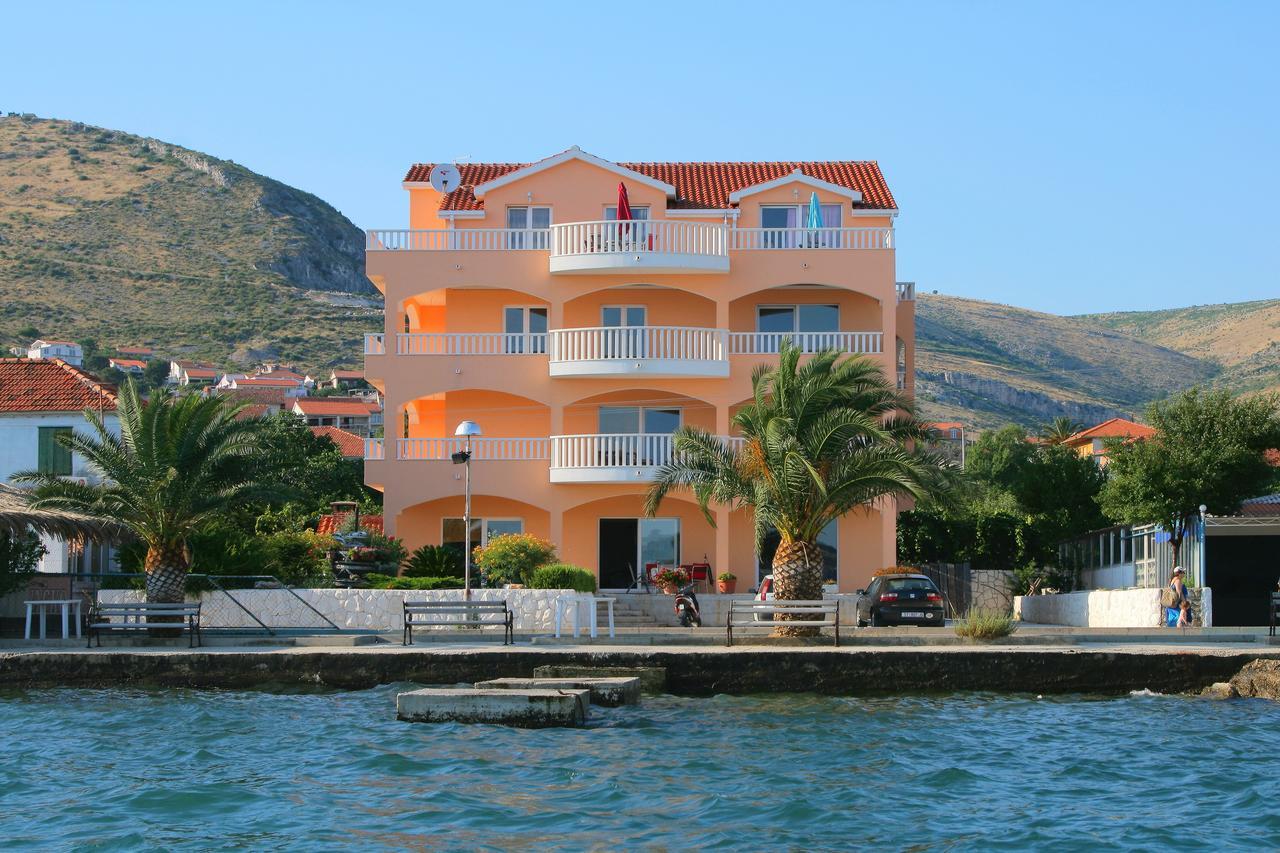 Kaja - Right Next To The Beach Trogir Ngoại thất bức ảnh
