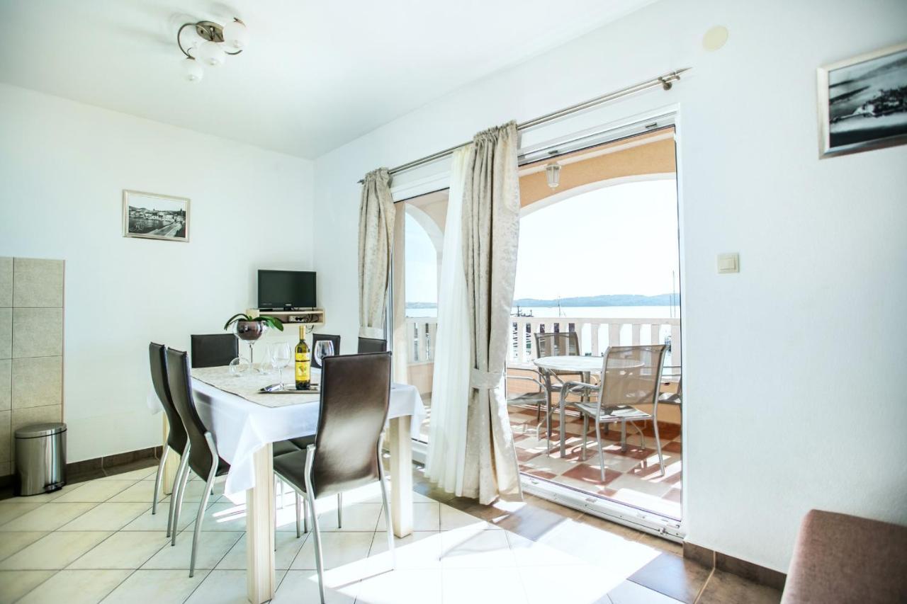 Kaja - Right Next To The Beach Trogir Ngoại thất bức ảnh