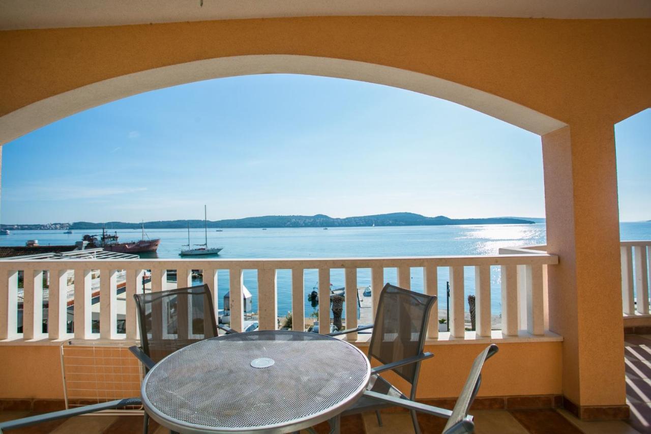 Kaja - Right Next To The Beach Trogir Ngoại thất bức ảnh